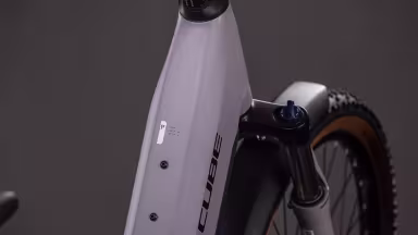 Cube  Reaction Hybrid Performance 600 FE