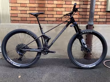 Mondraker Raze R