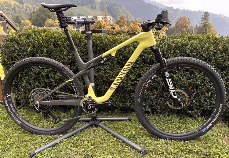 Canyon Lux World Cup Cfr Axs