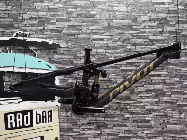 Pivot Phoenix Black Gloss, Gr. S3, Frameset