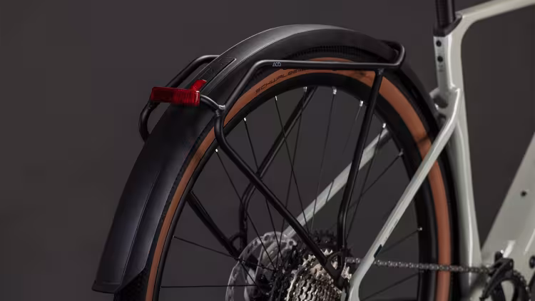 Cube  Nuroad Hybrid C:62 Race 400X FE