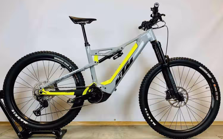 KTM Macina Kapoho 7972