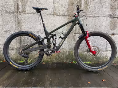 TREK Slash 9.9 X0 AXS T-Type Gen 6