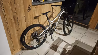 Commencal Supreme DH