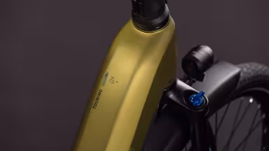 Cube  Touring Hybrid Pro 800