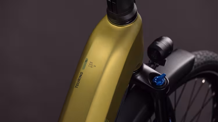 Cube  Touring Hybrid Pro 800