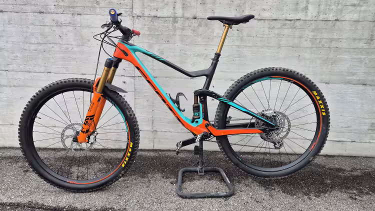 SCOTT Genius 900 Tuned