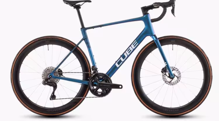 Cube  Attain C:62 SLT