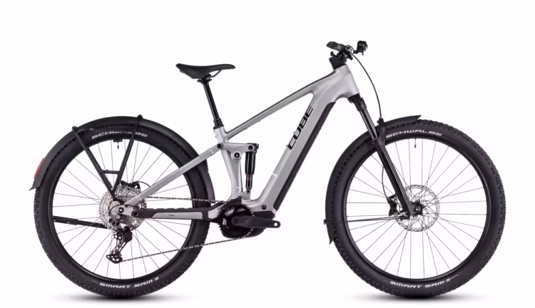 Cube Stereo Hybrid ONE22 Race 800