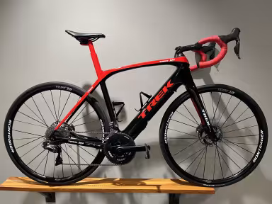 TREK Domane +Lt Rennrad