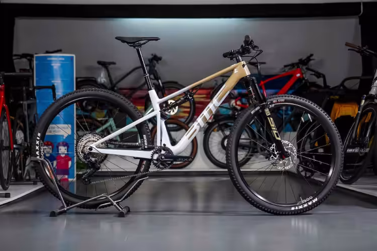 BMC Fourstroke LT ONE