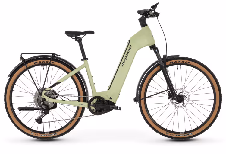 Megamo Reach Low 20 Suv