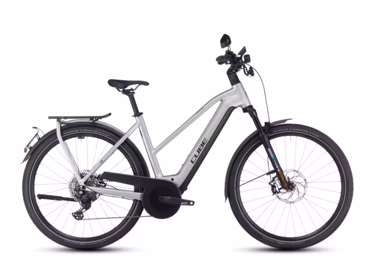 Cube  Kathmandu Hybrid 45 750