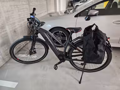 Cube Kathmandou Hybrid