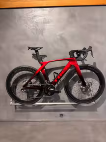 TREK Madone SLR 7 Gen 7