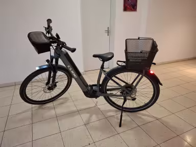 Cube Kathmandu Hybrid Pro 625