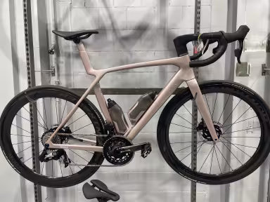 TREK Madone SLR 7 AXS Gen 7