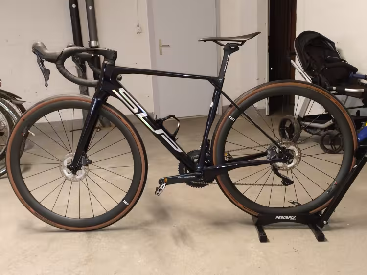Superior X-road Team Issue