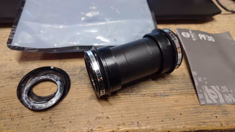 Raceface BB PF30 (46x68/73x30Spindle) Ext. Seal