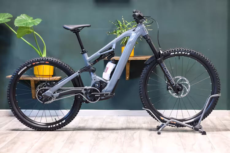 Moustache Clutch 160.7