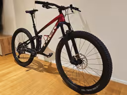TREK Fuel EX 8 Gen 5