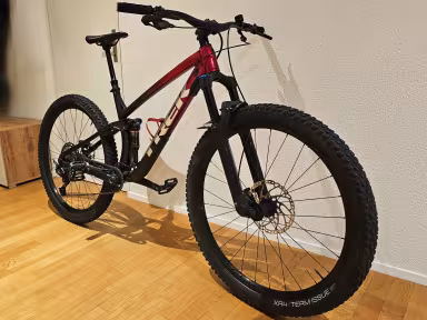 TREK Fuel EX 8 Gen 5