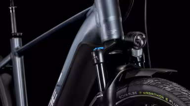 Cube Touring Hybrid Pro 625