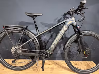 TREK Powerfly 7