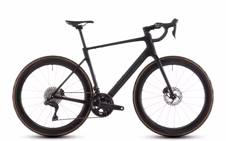 Cube  Attain C:62 SLT