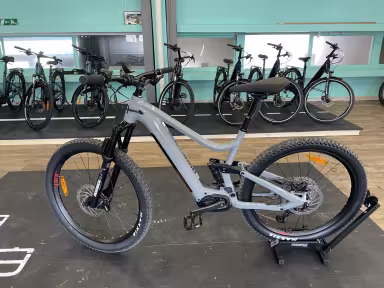 Moustache Samedi 27 Wide 5