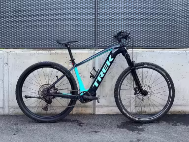 TREK Powerfly 7