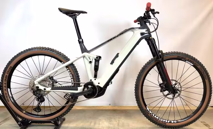 Bulls Sonic Evo AM 4 Carbon