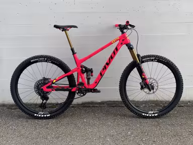 Pivot Switchblade Limited Edition