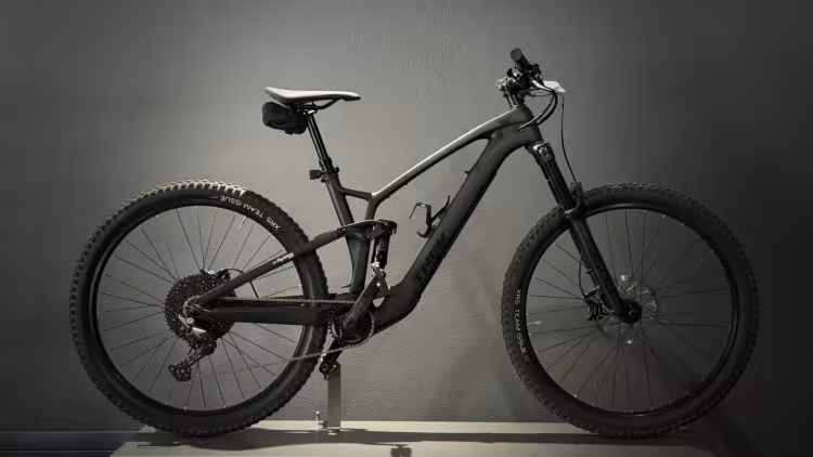 TREK Fuel EXe 9.5