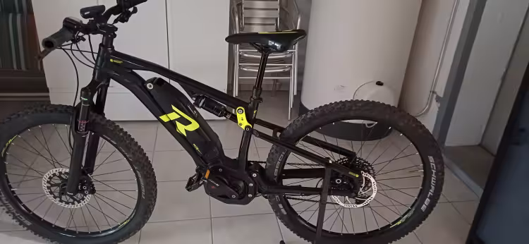 Raymon Eseven Trilray 9.0 40