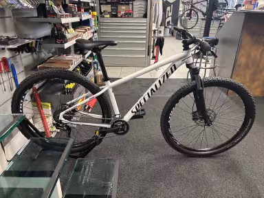 SPECIALIZED ROCKHOPPER 29