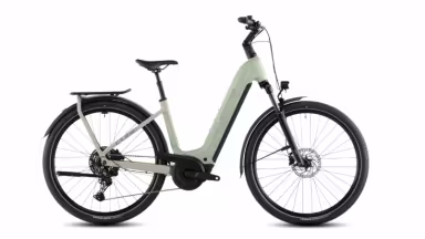 Cube Kathmandu Hybrid ONE 800