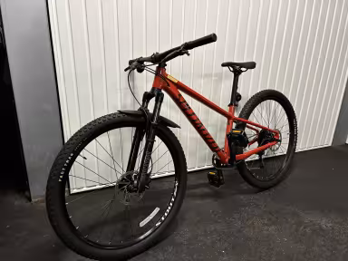 SPECIALIZED Rockhopper
