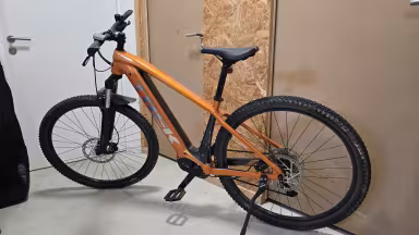 TREK Powerfly 4