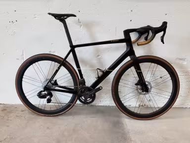 COLNAGO C68 Titanium