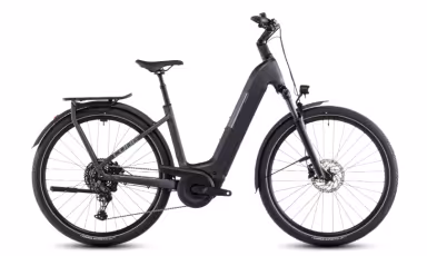 Cube  Kathmandu Hybrid ONE 800