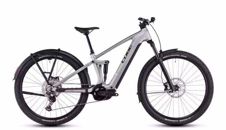 Cube  Stereo Hybrid ONE22 Race 800