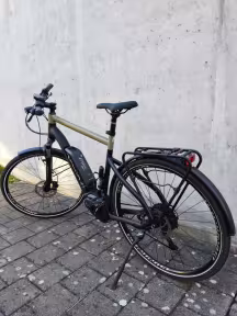 GHOST Hybride Square