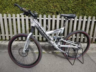 Cannondale Super V 700