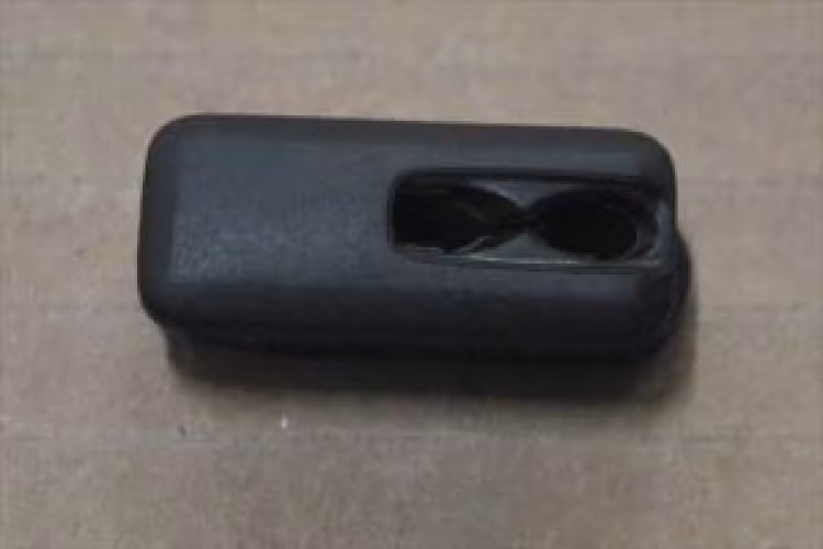 Giant Kabel-Plug mit zwei Löchern