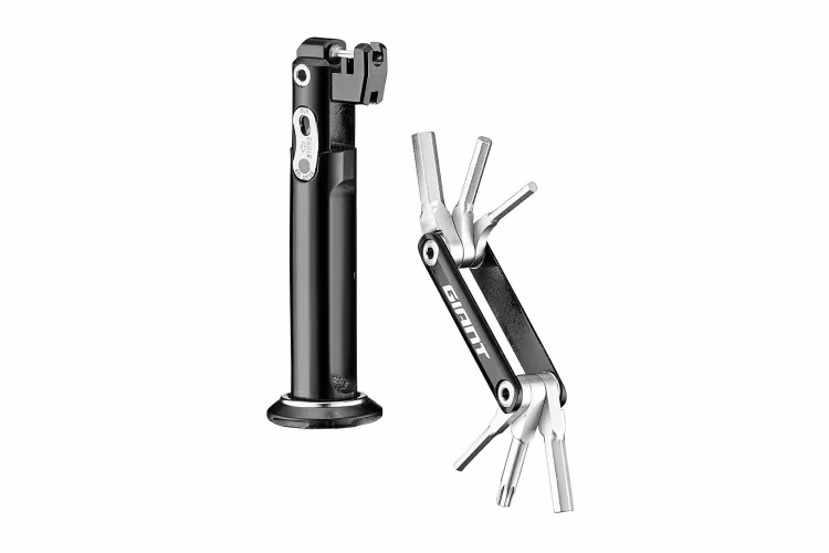 Giant Clutch Crank Core Storage Minitool