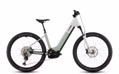 Cube  Reaction Hybrid Pro 800