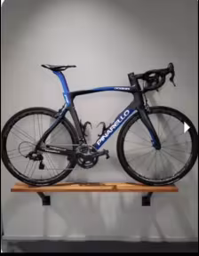 Pinarello F12.