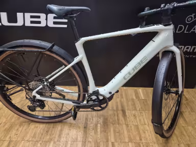 Cube Nuroad Hybrid C:62 Race 400X