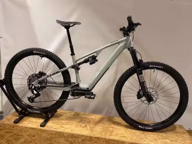 Cube AMS Hybrid ONE44 C:62 Race 400X